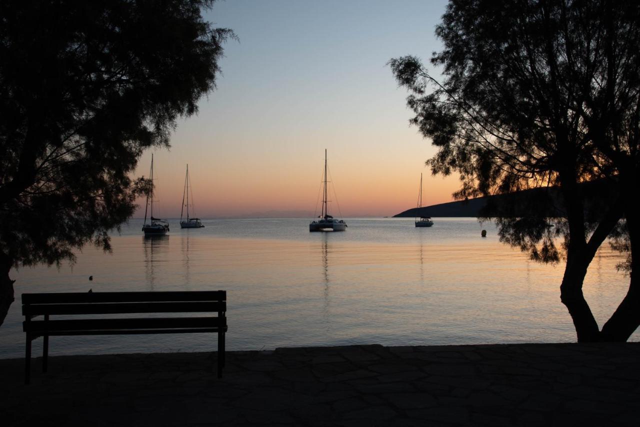 Boutique Tilos Mare 3* Λιβάδια